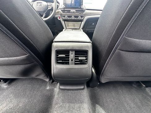 Used 2020 Honda Accord EX image 21