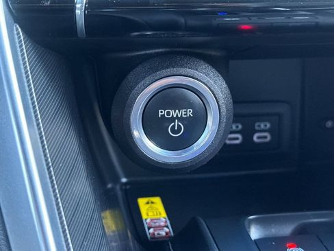 Certified 2023 Toyota Venza Nightshade AWD/4WD image 22