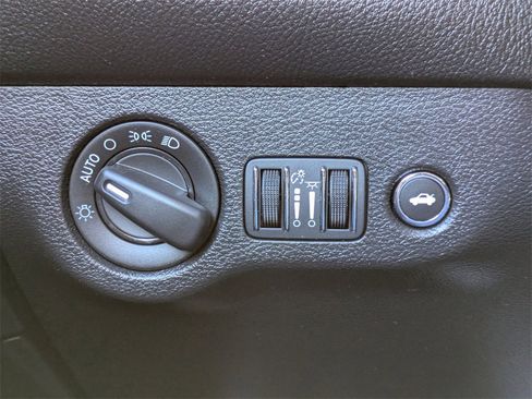 Used 2019 Dodge Challenger R/T Scat Pack image 23