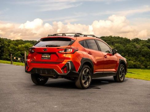 Used 2024 Subaru Crosstrek 2.5i Limited w/ Crosstrek Mirror Package AWD/4WD image 12