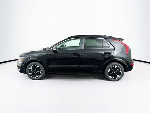 Used 2024 Kia Niro Wind w/ Wind Preserve Package FWD image 4