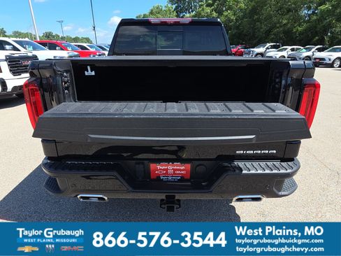 Certified 2022 GMC Sierra 1500 Denali w/ Technology Package AWD/4WD image 10