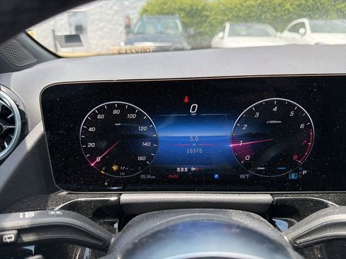 Used 2025 Mercedes-Benz GLA 250 image 17