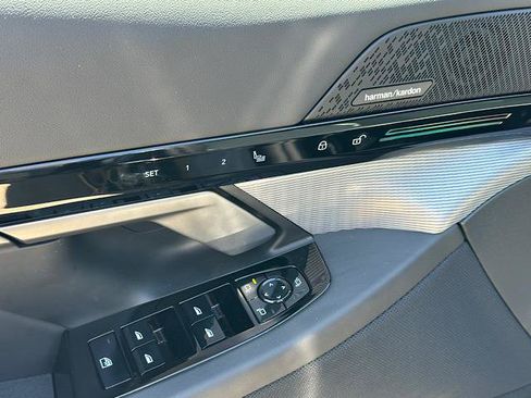 Certified 2026 BMW 530i xDrive w/ M Sport Package AWD/4WD image 16