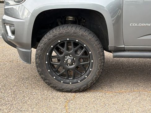 Used 2020 Chevrolet Colorado LT w/ LT Convenience Package image 9