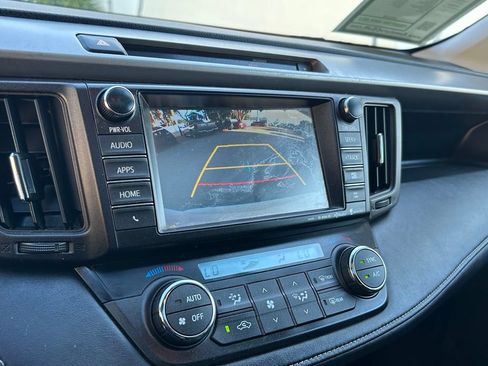 Used 2016 Toyota RAV4 XLE FWD image 22