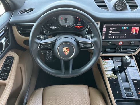 Certified 2023 Porsche Macan S AWD/4WD image 15