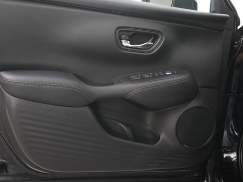 Used 2024 Honda HR-V EX-L image 18