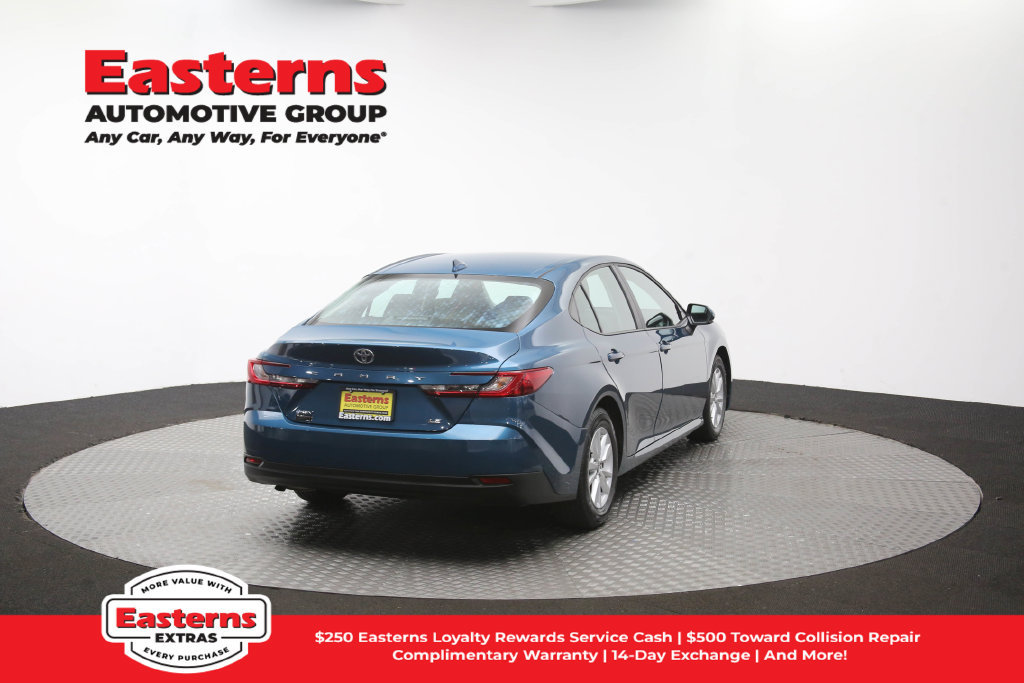 Used 2025 Toyota Camry LE FWD image 39