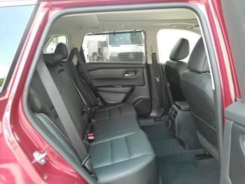 Used 2024 Nissan Rogue SL w/ SL Premium Package FWD image 28