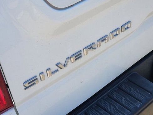 Used 2022 Chevrolet Silverado 1500 W/T w/ WT Value Package image 9