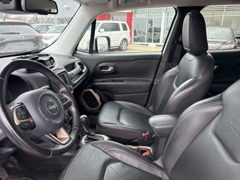 Used 2016 Jeep Renegade Limited image 14