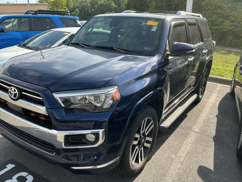 Used 2020 Toyota 4Runner Limited AWD/4WD image 3