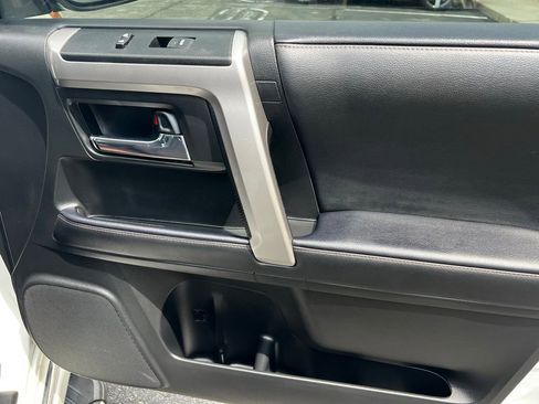 Used 2023 Toyota 4Runner Limited AWD/4WD image 35