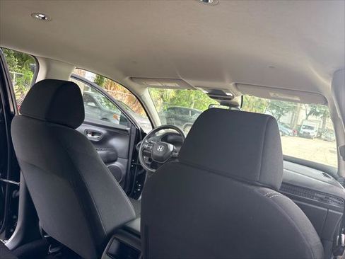 Used 2024 Honda HR-V LX image 17