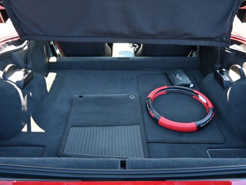 Used 2006 Chevrolet Corvette Coupe w/ Performance Package image 27