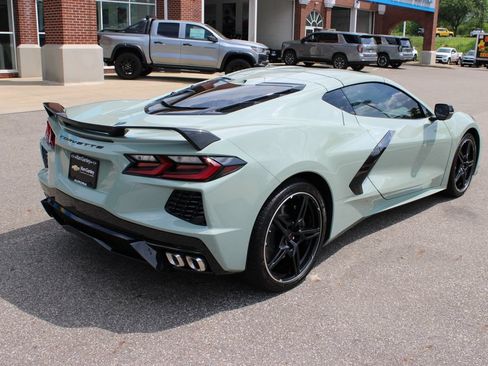 Used 2024 Chevrolet Corvette Stingray Coupe w/ Z51 Performance Package RWD image 32