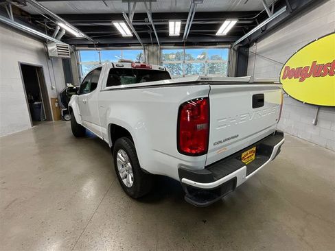 Used 2022 Chevrolet Colorado LT w/ Fleet Safety Package RWD image 3