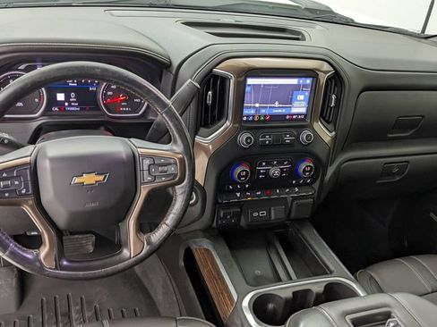 Used 2022 Chevrolet Silverado 3500 High Country AWD/4WD image 3