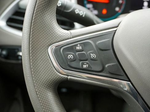 Used 2020 Chevrolet Malibu LS image 17