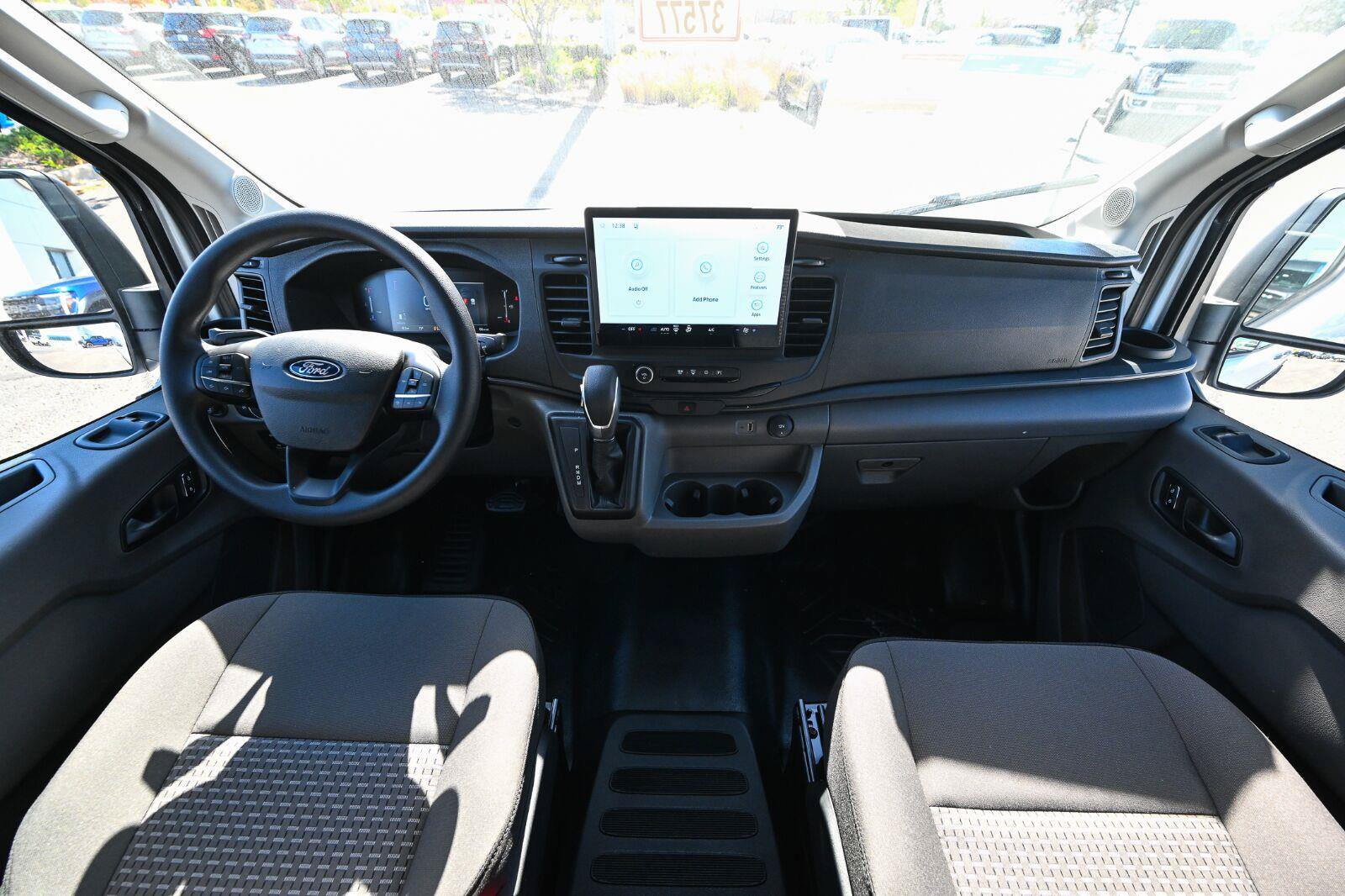 New 2027 Ford Transit 250 148 Medium Roof RWD image 22