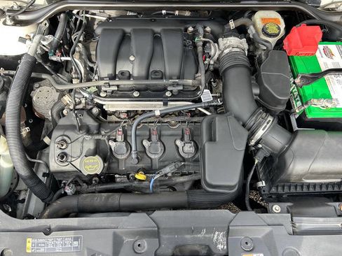 Used 2015 Ford Taurus SEL w/ Equipment Group 201A image 17