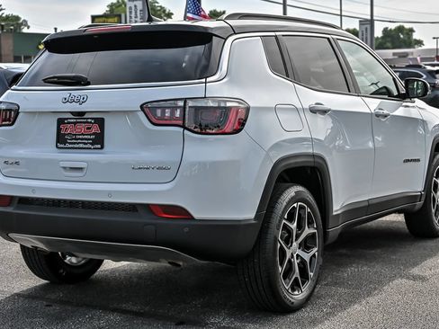 Used 2024 Jeep Compass Limited AWD/4WD image 10