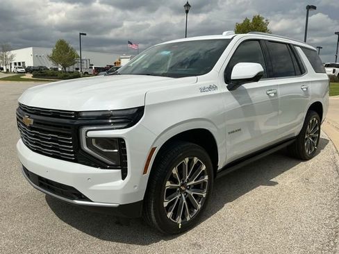 New 2026 Chevrolet Tahoe High Country AWD/4WD image 3