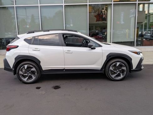 Used 2025 Subaru Crosstrek 2.5i Limited AWD/4WD image 2