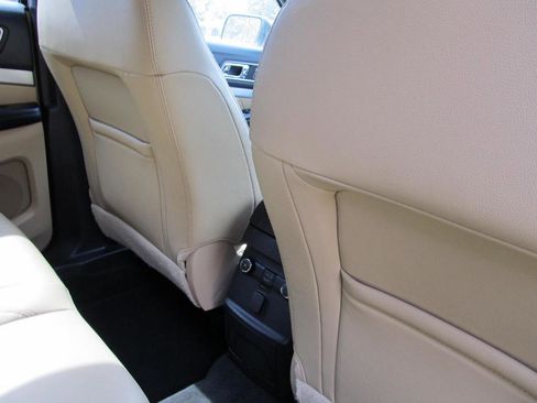 Used 2017 Ford Explorer XLT w/ Equipment Group 202A image 38