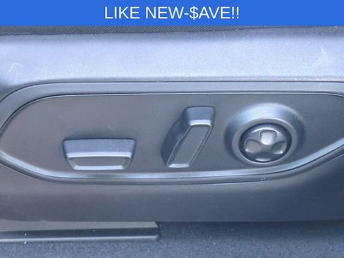 Used 2025 Jeep Grand Cherokee Trailhawk w/ Advanced Protech Group II AWD/4WD image 17