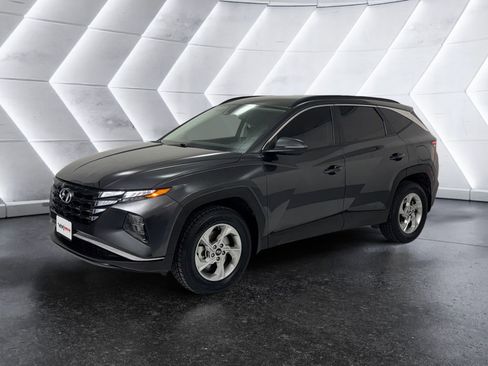 Used 2022 Hyundai Tucson SEL w/ Cargo Package image 3