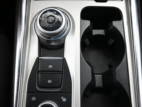 Used 2022 Ford Explorer Platinum w/ Equipment Group 601A image 19