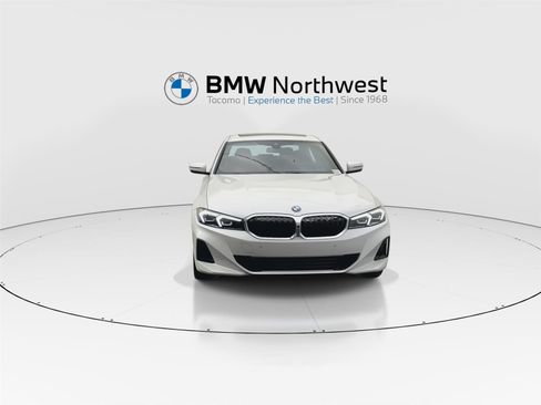 New 2026 BMW 330i xDrive Sedan w/ Convenience Package image 7