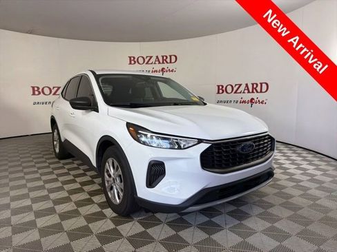 Used 2023 Ford Escape Active FWD image 1