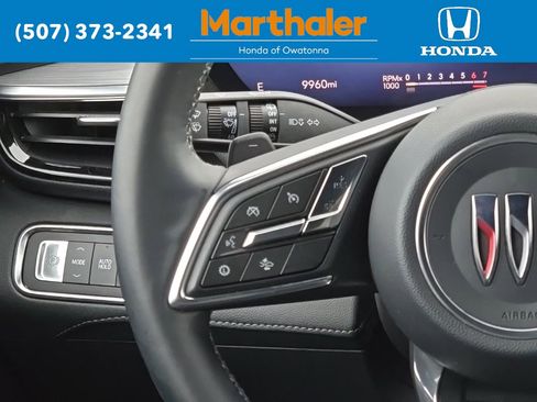 Used 2025 Buick Enclave Preferred image 26