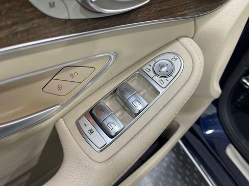 Used 2019 Mercedes-Benz C 300 4MATIC Sedan image 15