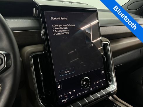 Used 2025 GMC Yukon Denali Ultimate AWD/4WD image 24