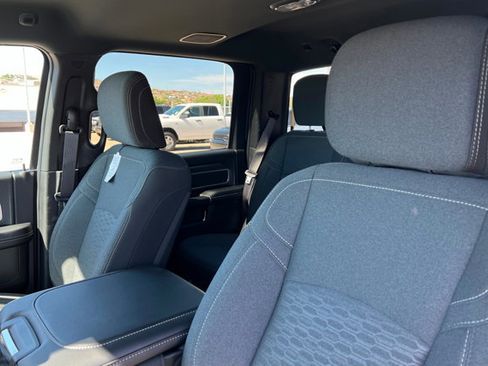New 2026 RAM 3500 Big Horn AWD/4WD image 18