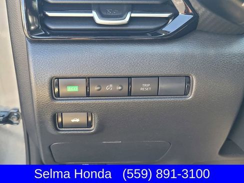 Used 2022 Nissan Sentra SR w/ Lighting Package image 24