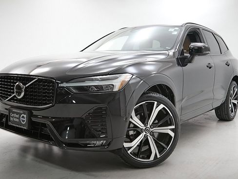 Certified 2023 Volvo XC60 B5 Ultimate w/ Protection Package Premier image 2