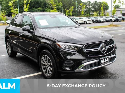 Used 2023 Mercedes-Benz GLC 300 image 3