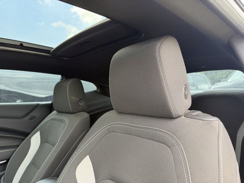 Used 2019 Chevrolet Camaro SS RWD image 15