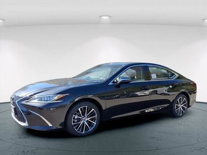 New 2025 Lexus ES 300h w/ Premium Package