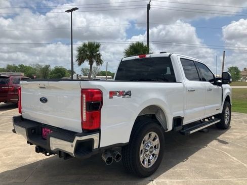 Used 2025 Ford F250 Lariat w/ Chrome Package AWD/4WD image 8