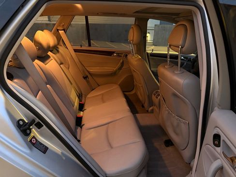 Used 2002 Mercedes-Benz C 320 Wagon image 19