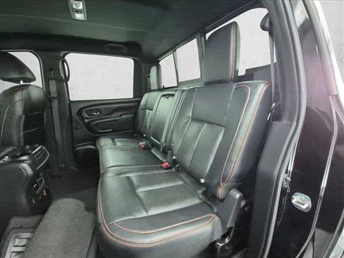 Used 2022 Nissan Titan PRO-4X w/ Pro-4x Convenience Package AWD/4WD image 20