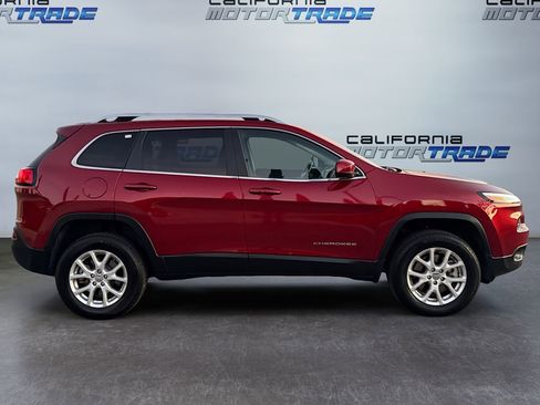 Used 2014 Jeep Cherokee Latitude w/ Trailer Tow Group image 4