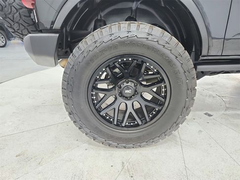 Used 2023 Ford Bronco 2-Door image 40