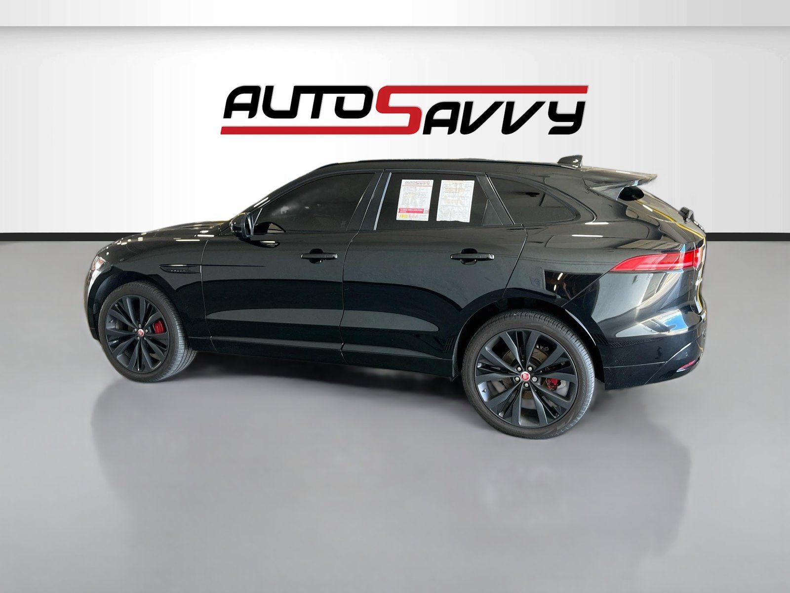 Used 2017 Jaguar F-PACE S AWD/4WD image 4